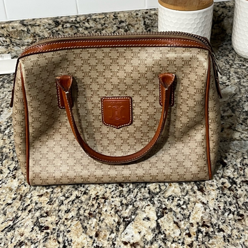 Celine handbag in great condition